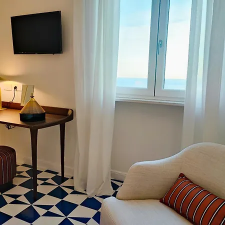 Amalfully Boutique - A Seaview Gem Vakantiehuis *