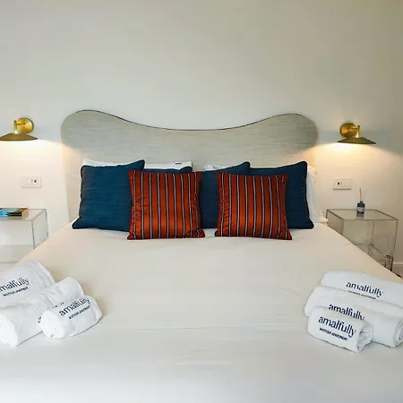Amalfully Boutique - A Seaview Gem Amalfi